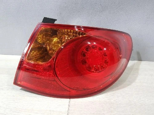 Rear combination tail light (outer right) compatible with Hyundai Elantra 2010, genuine OEM replacement part 92402 2H500
