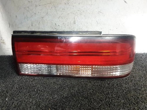 Kia 3.0 2002 Right rear combination tail light assembly OEM 0K95G 51150B