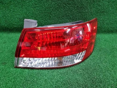 Conjunto de faro/calavera trasero exterior derecho Hyundai 2006 OEM 92402 3K400