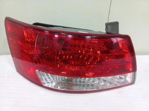 Left rear tail light assembly (combination) compatible with Hyundai NF 2005, genuine OEM replacement part 924013K000