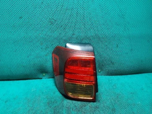 Left rear tail light assembly (OEM) compatible with Kia Carnival 2016, genuine part 92401A9500