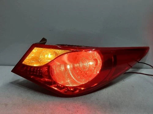Right outer rear tail light assembly compatible with Hyundai YF 2011, genuine OEM replacement part 924023S000
