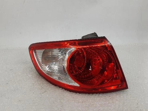 Left rear combination tail light assembly compatible with Hyundai Santa Fe 2006, genuine OEM replacement part 92401 2B000