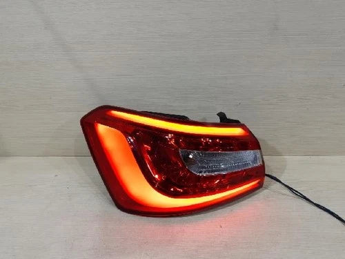 Left rear tail light assembly compatible with Kia Cadenza 2016 (left) OEM 92401E8000