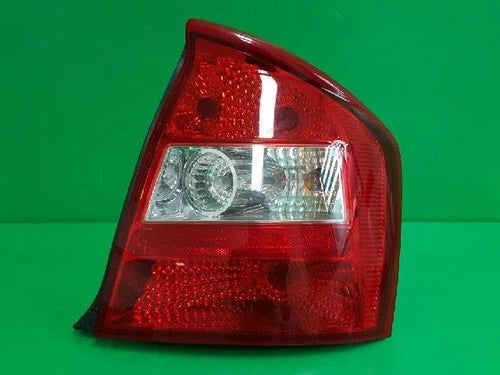 Conjunto de faro/calavera trasero derecho Kia 2006, RH OEM 92402, 2F100