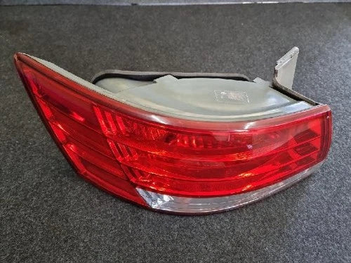 Left rear tail light assembly (combination) compatible with Hyundai NF 2006, genuine OEM replacement part 92401 3K400
