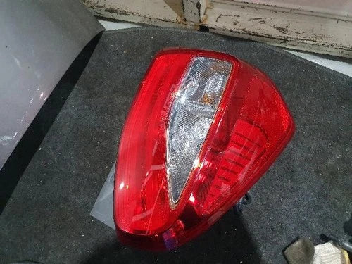 Right rear combination tail light assembly compatible with Kia Ray 2017, genuine OEM replacement part 92402 A3000