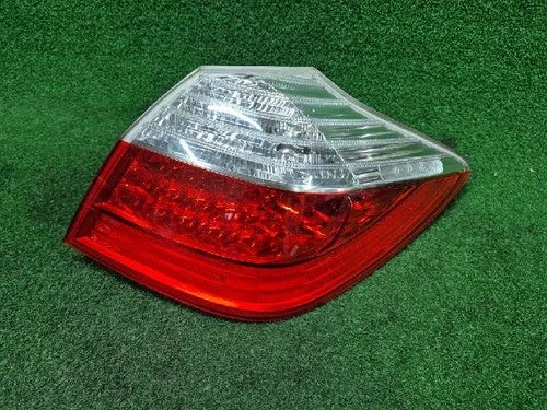 Right rear tail light compatible with Hyundai Genesis Coupe 2008, genuine OEM replacement part 92402-3M0