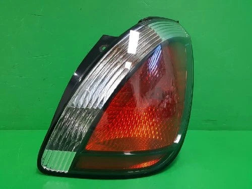 Used OEM Part - light assembly/tail lights rear combination compatible with Kia Rio 2010, genuine OEM replacement part 924021G200