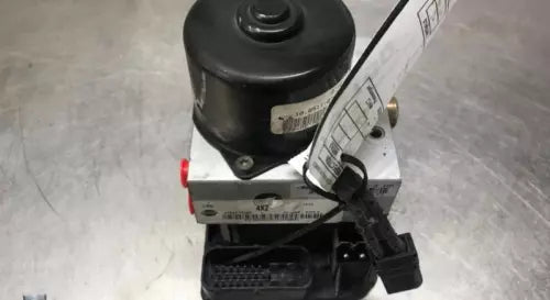 Bomba/Módulo ABS OEM usada para 2001-2002 Nissan Xterra 2001-2002 - 4X2
