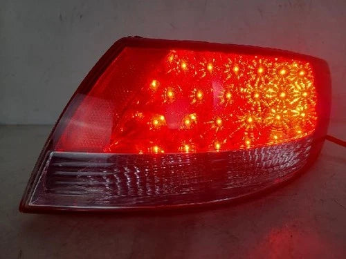 Right rear combination tail light assembly compatible with Hyundai Azera 2006, genuine OEM replacement part 92402 3L001