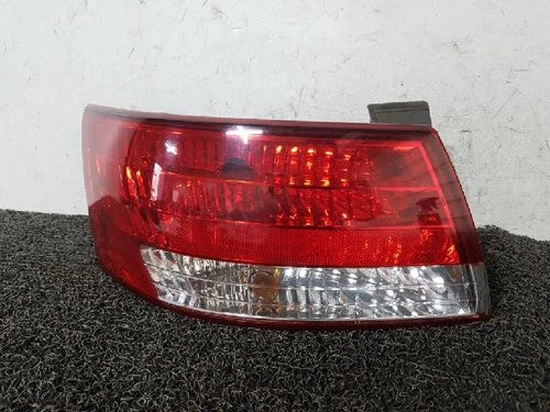 Left outer rear tail light assembly compatible with Hyundai NF 2008, genuine OEM replacement part 92401 3K000