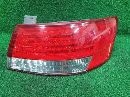 Right outer rear tail light assembly compatible with Hyundai NF 2008, genuine OEM replacement part 92402 3K540