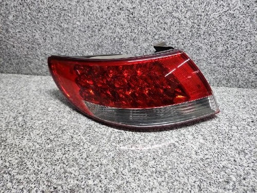 Left rear tail light assembly (driver side) for Hyundai Azera 2007, genuine OEM replacement part 924013L001