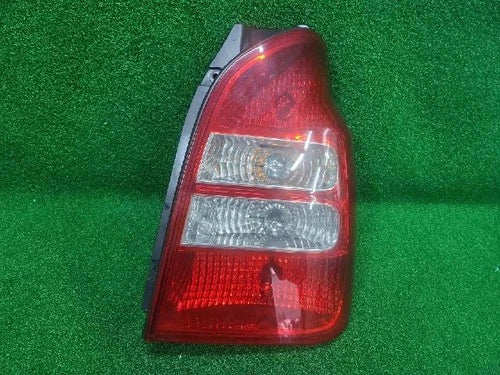 Right rear combination tail light assembly compatible with Hyundai Elantra 2005, genuine OEM replacement part 92402 H1510