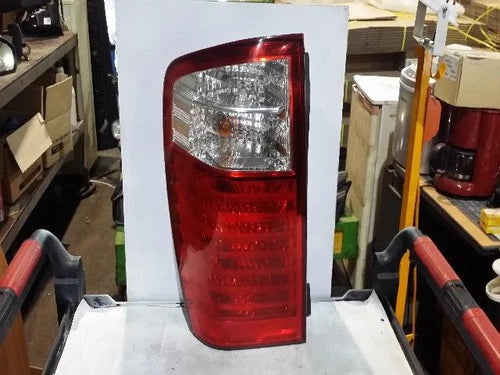 Conjunto de faro/calavera trasero izquierdo para Kia Carnival 2006, pieza original OEM 92401 4D000