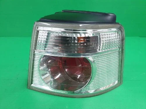 Kia X-TREK 2004 rear assembly tail light outer right OEM 0K2M2 51150