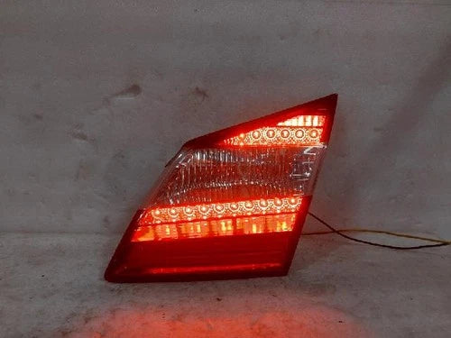 Right rear tail light assembly Hyundai Genesis 2013 OEM 92404-3M200