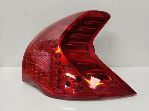 Used OEM Part - Rear tail light right for Peugeot 3008 1.6 e-HDi 2012, genuine OEM replacement part 9683460780