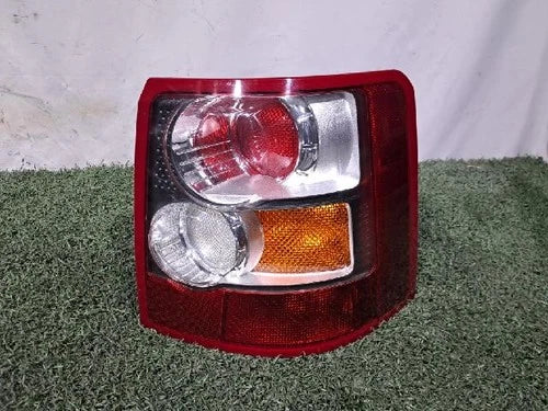 Right outer rear tail light assembly (passenger side) compatible with Land Rover, genuine OEM replacement part XFB500440