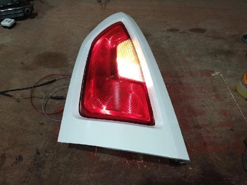 Left rear tail light assembly compatible with Kia Soul 2013, genuine OEM replacement part 92401-2K500