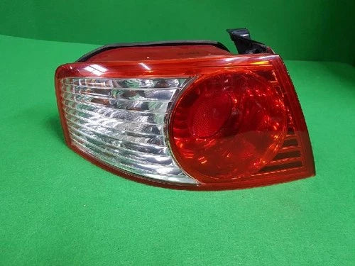 Left rear combination tail light assembly compatible with Kia Sportage 2005, genuine OEM replacement part 92401 3F070