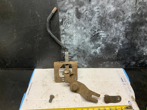 Genuine Used OEM Gear shifter - Bricknose T19 FORD F250 TRANSFER CASE SHIFTER