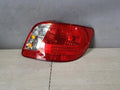 Right rear tail light assembly compatible with Kia Rio 2005, genuine OEM replacement part 924021G000