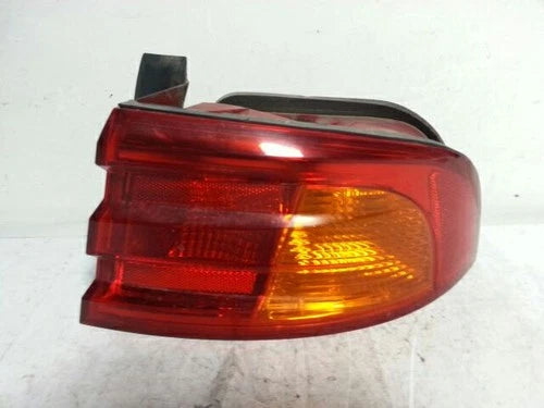 Unit of Tail Light right combination compatible with Kia Optima 2000, OEM 924213C000