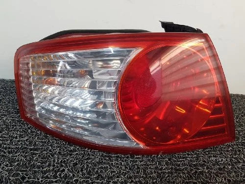 Rear Used OEM Tail Light - Kia LPI GH270 2004 Left rear combination tail light assembly OEM 92401 3F070