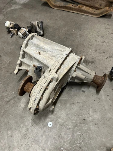 Used OEM Part - 2011-2016 Ford F250 F350 SD OEM F250,350,450 AUTOMATIC 4X4 6.7 Diesel Transfer Case