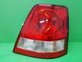 Rear combination tail light assembly (right) compatible with Kia Sorento 2003, OEM 92402 3E000
