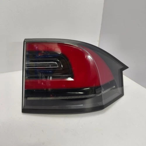 Rear tail light outer right genuine compatible with Tesla Model X 2016-2021, part number 1034333-00-A, in good condition