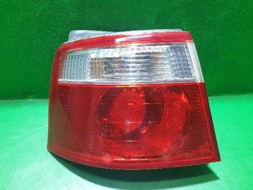 Left rear tail light assembly compatible with Kia Carens 2004, genuine OEM replacement part 0K2M2 51160B