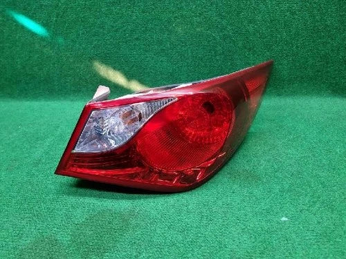 Rear combination tail light (outer right) compatible with Hyundai YF 2011, OEM 92402 3S000