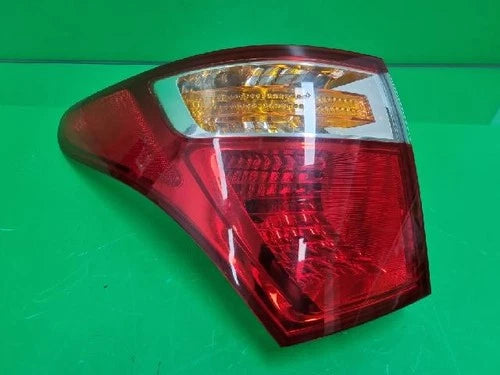Left rear tail light assembly compatible with Hyundai Veracruz 2008, genuine OEM replacement part 92401 3J000