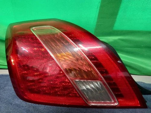 Left rear combination tail light Kia Amanti 2007 OEM 924013F500