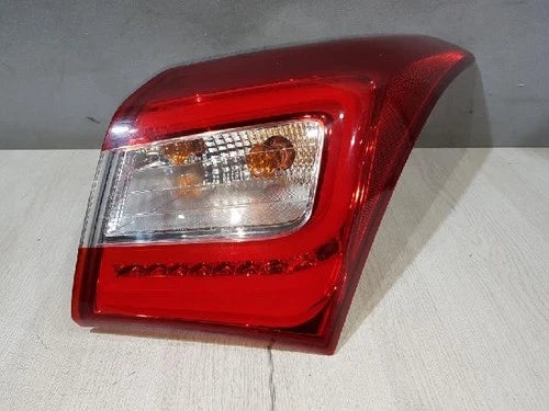 Right rear combination tail light assembly compatible with Hyundai i30 2014, genuine OEM replacement part 92402A5101