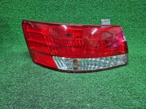 Left rear tail light assembly (part front left) compatible with Hyundai NF 2005, genuine OEM replacement part 92401-3K0
