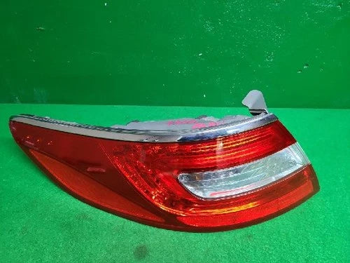 Left outer rear tail light assembly Hyundai Azera 2014 OEM 92403 3V000