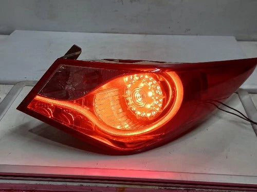 Rear combination tail light assembly O/S RH compatible with Hyundai YF 2011, OEM 924023S100
