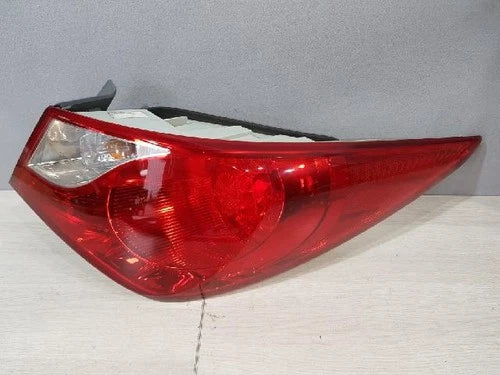 Right outer rear tail light assembly Hyundai YF 2010 OEM 92402 3S000