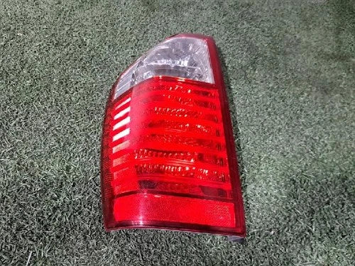 Left rear tail light assembly compatible with Kia Sedona 2006, LH OEM 92401, 4D000