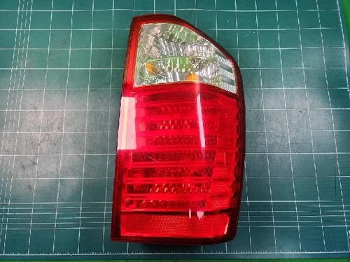 Conjunto de faro/calavera trasero derecho combinado para Kia Carnival 2006, pieza original OEM 92402 4D000