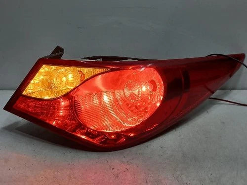 Faro/Calavera trasero derecho combinado para Hyundai 2011, pieza original OEM 924023S000