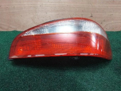 Kia 1997 Conjunto de faro/calavera trasero combinado derecho OEM 0K9A051150P