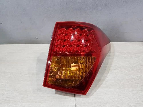 Rear combination tail light (right) compatible with Hyundai Veracruz 2007, genuine OEM replacement part 924023J100