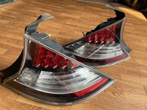 Rear Used OEM Tail Light - Set of Tail Lights left and right genuine Honda CR-Z Tail Light Brake ZF1 Alpha HONDA