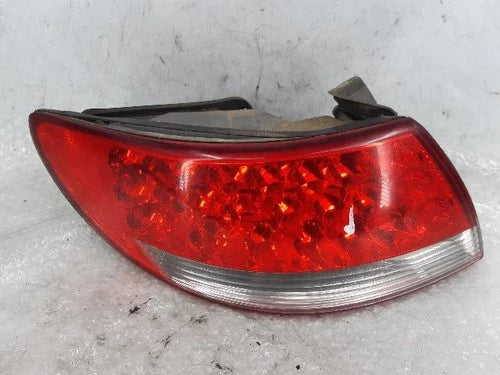 Left rear combination tail light assembly compatible with Hyundai Azera 2009, genuine OEM replacement part 92401 3L002