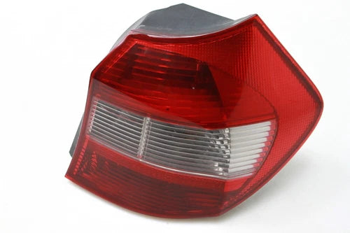 Rear Used OEM Tail Light - BMW Series 1 E87 2005 6924502 248043 Tail Light right (RIGHT-HAND DRIVE)